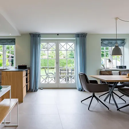 Vakantiehuis Hues Utlucht 2 *